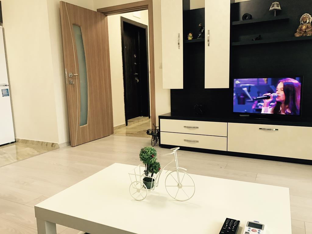 Beach Apartments Поморие Экстерьер фото